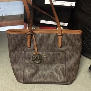 Michael Kors Shoulder Bag